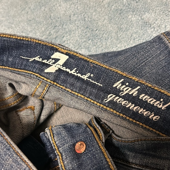 7 for all mankind gwenevere, size 27 - Picture 3 of 3